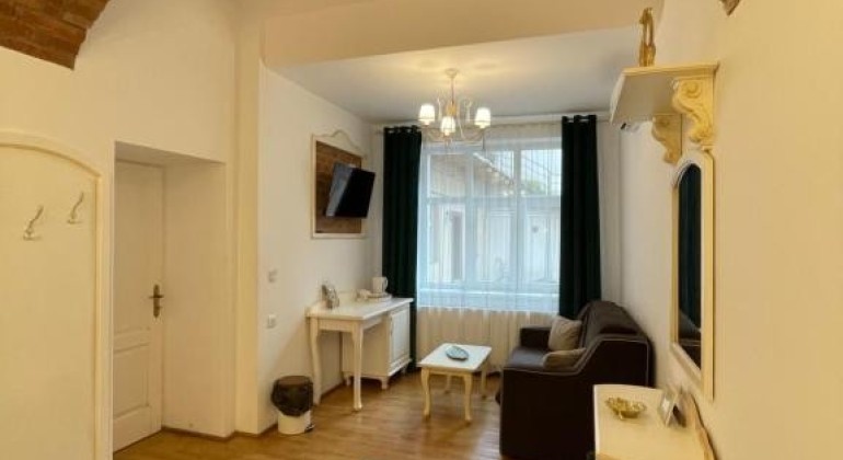 Regim Hotelier CASA LAIS Brasov